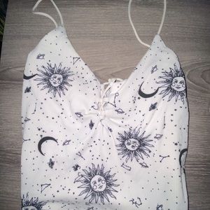 aesthetic tank top 🌙
